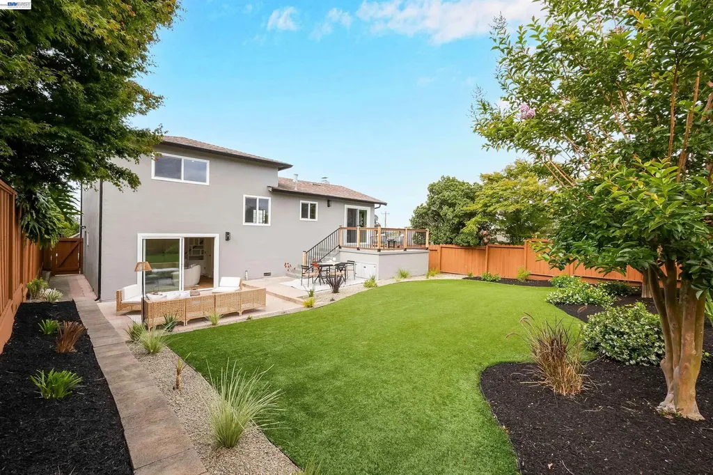 5020 Proctor Road Castro Valley CA 94546