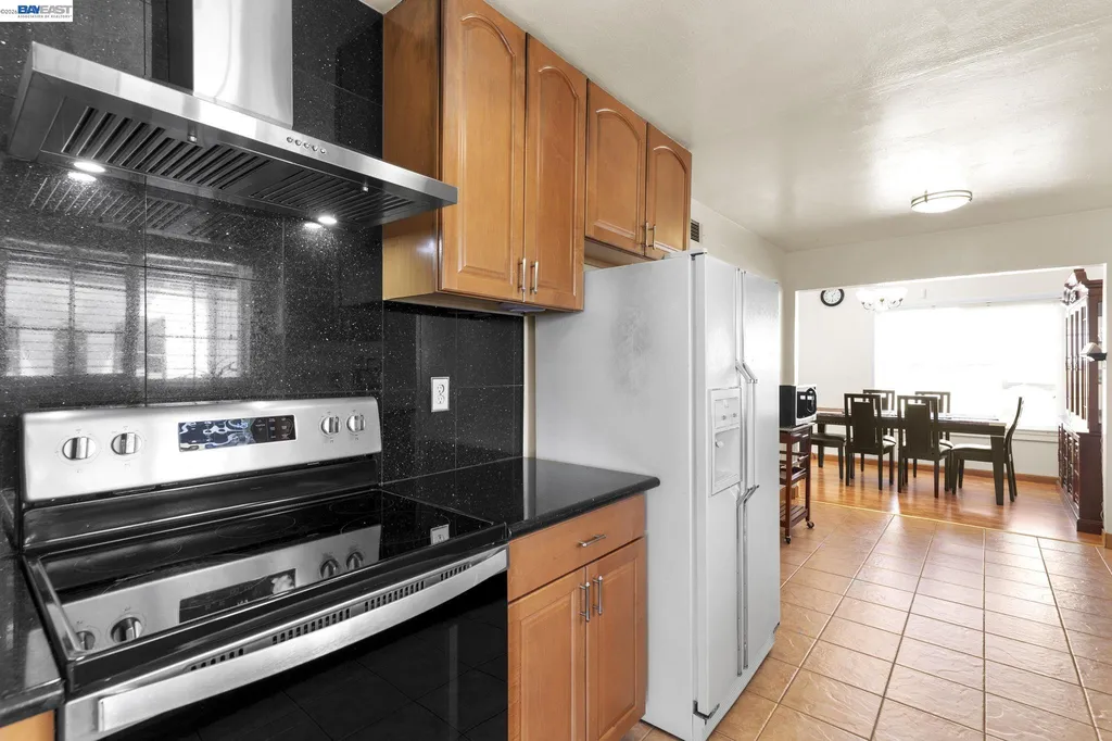 7995 Peachtree Avenue Newark CA 94560