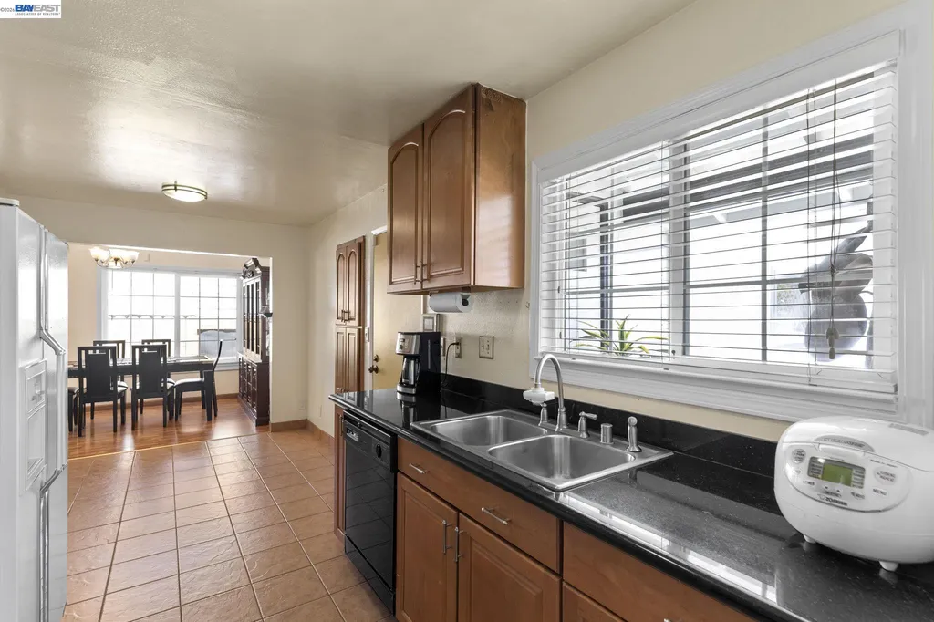 7995 Peachtree Avenue Newark CA 94560