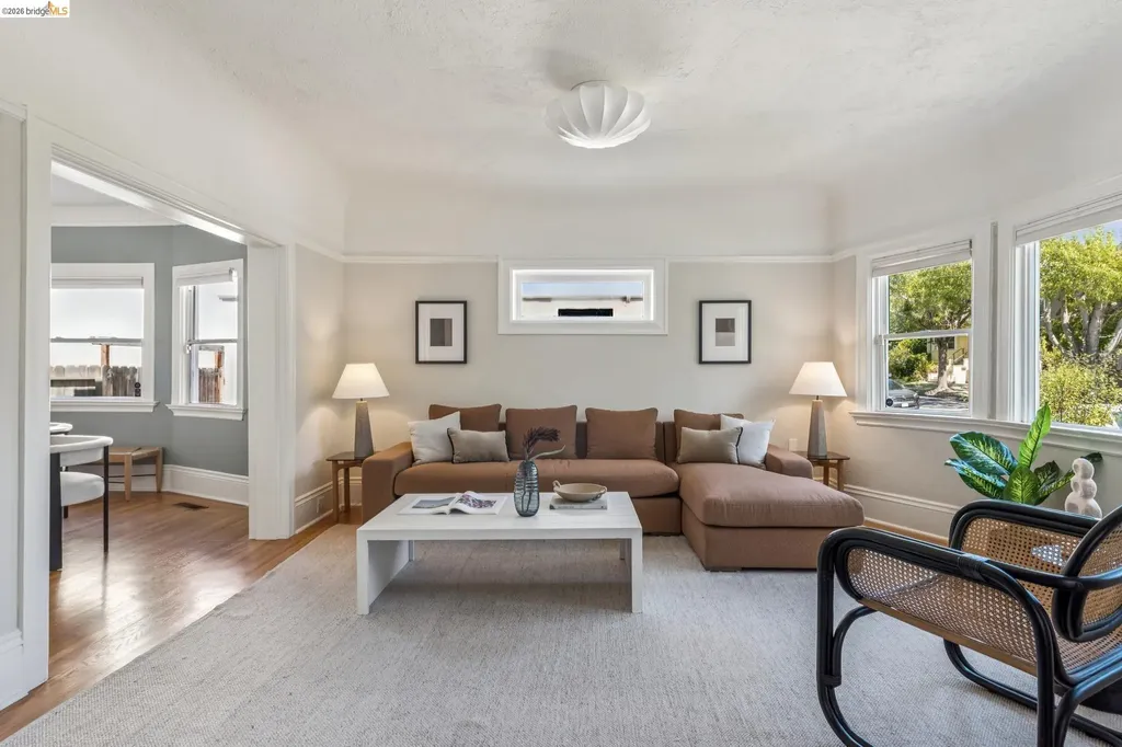 758 61st Street Oakland CA 94609