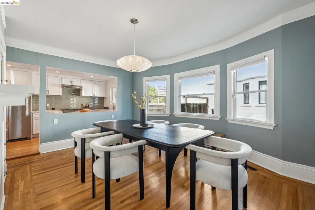 758 61st Street Oakland CA 94609