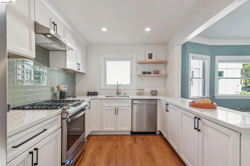 758 61st Street Oakland CA 94609