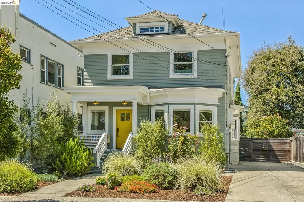 758 61st Street Oakland CA 94609
