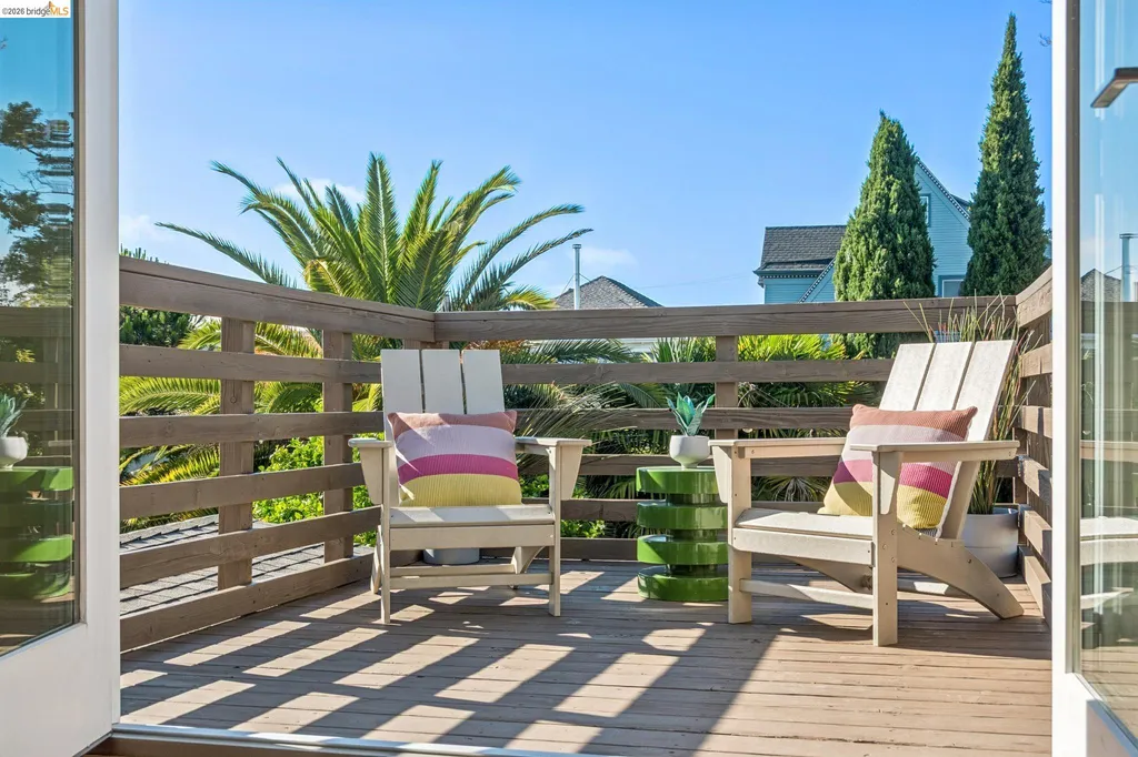 758 61st Street Oakland CA 94609