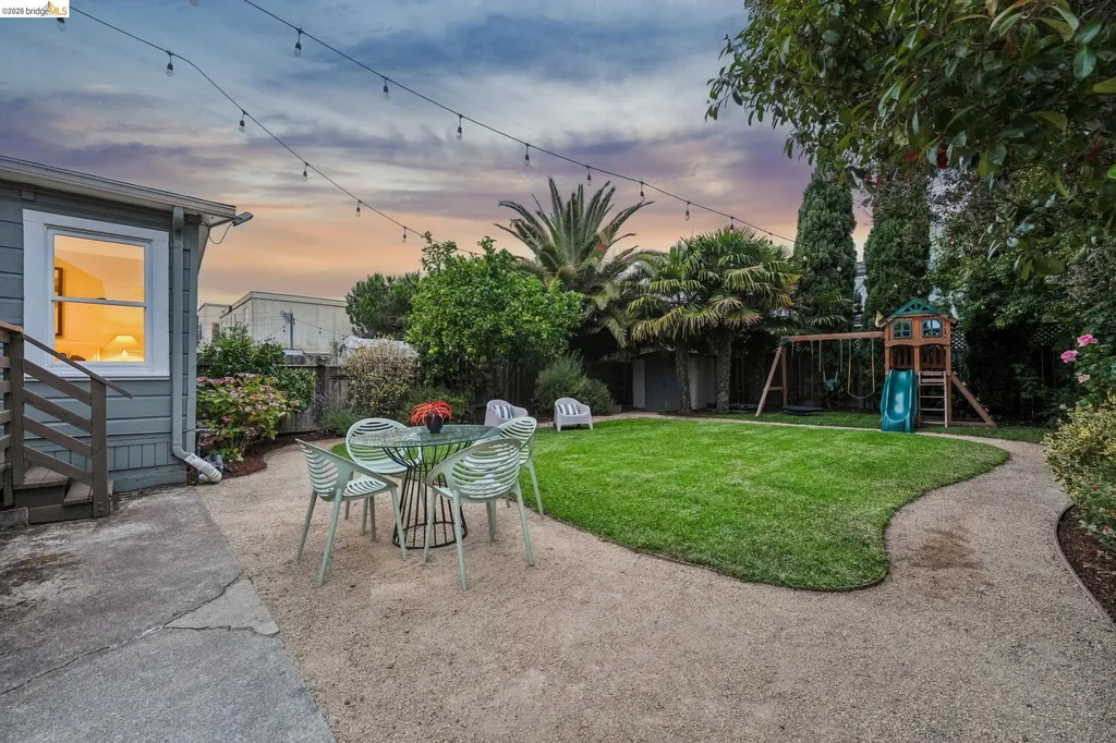 758 61st Street Oakland CA 94609