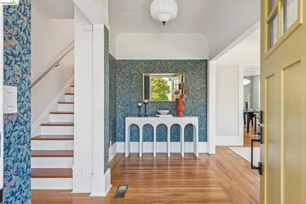 758 61st Street Oakland CA 94609