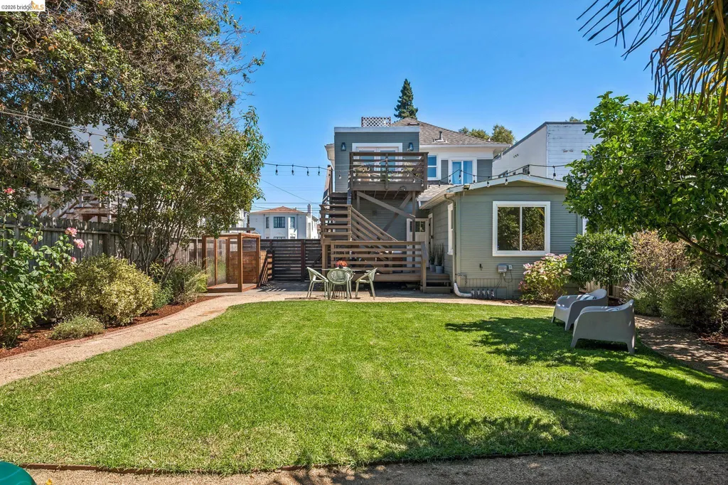 758 61st Street Oakland CA 94609