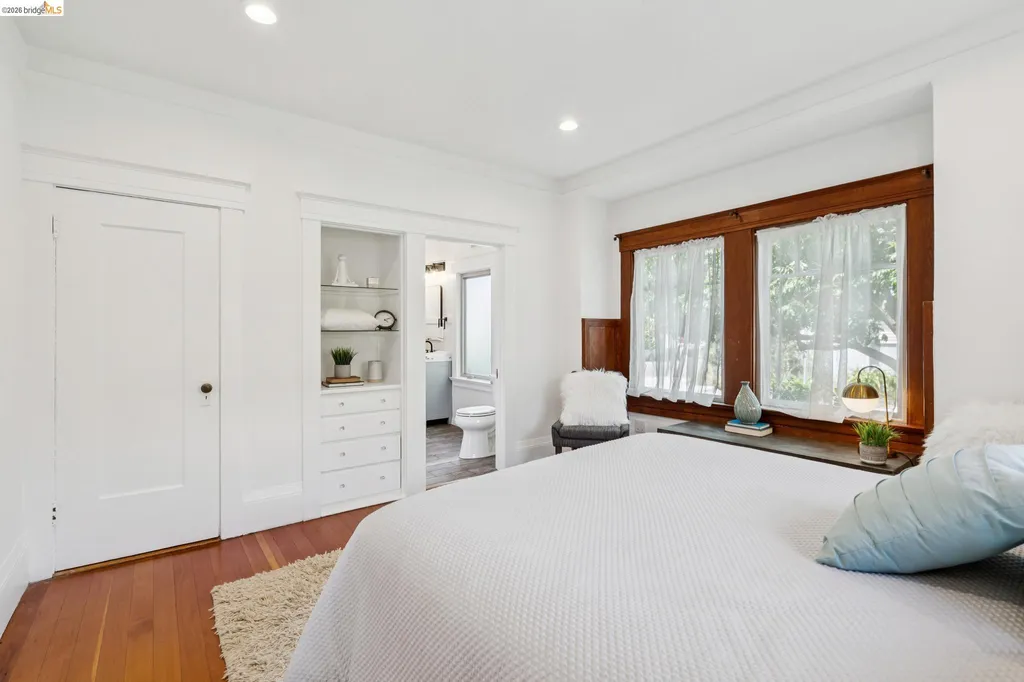 1701 Derby Street Berkeley CA 94703