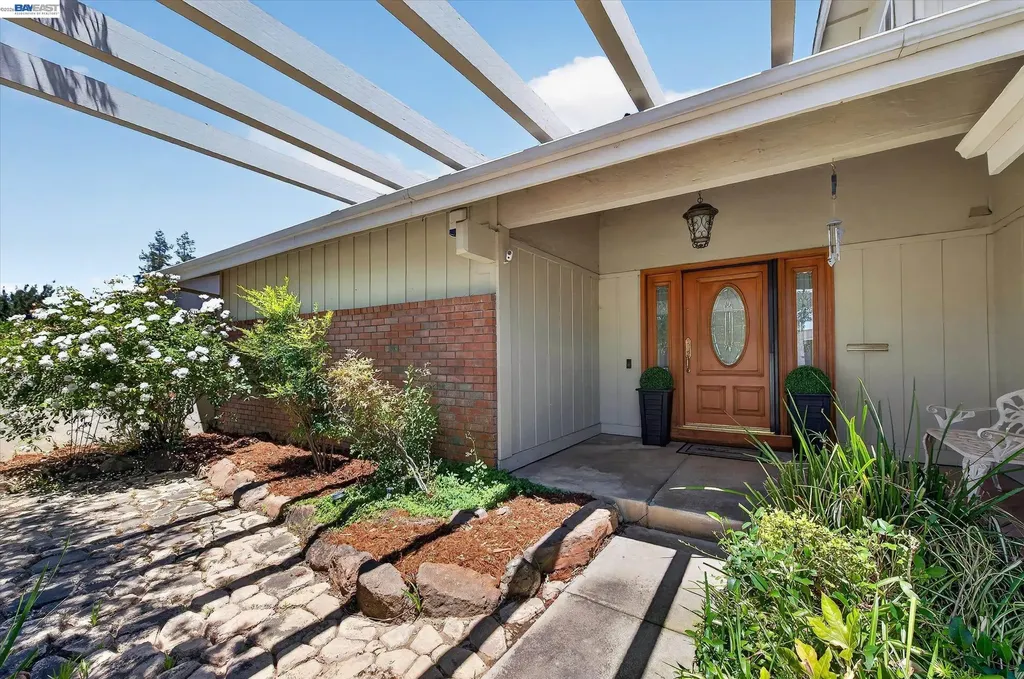 2360 Hampton Road Livermore CA 94550