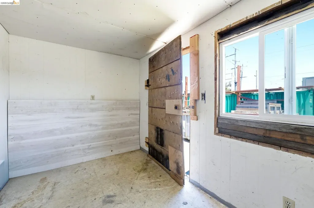 130 Maine Avenue Richmond CA 94804