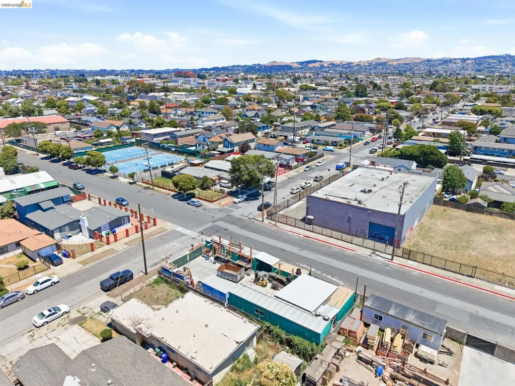 130 Maine Avenue Richmond CA 94804
