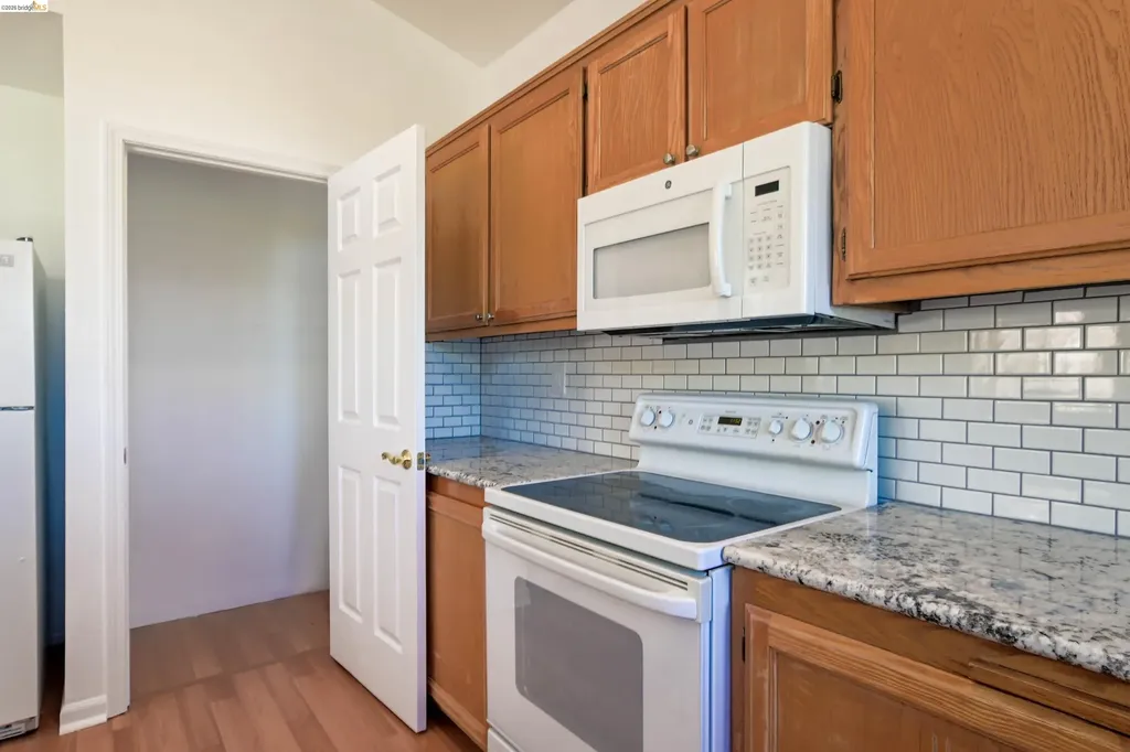 240 Seabury Street Suisun City CA 94585