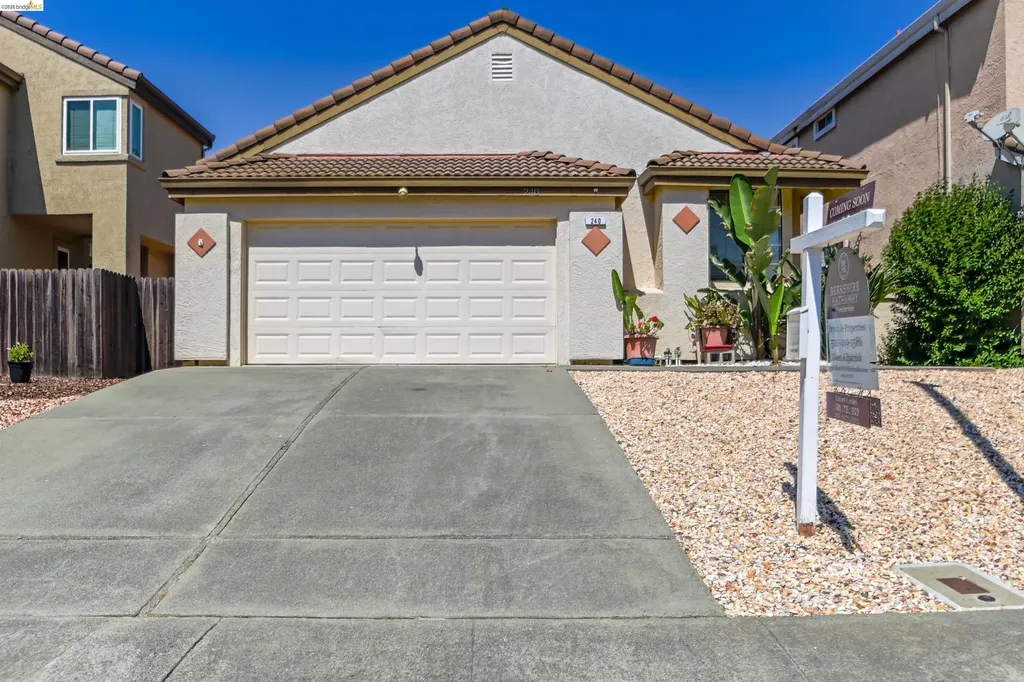240 Seabury Street Suisun City CA 94585