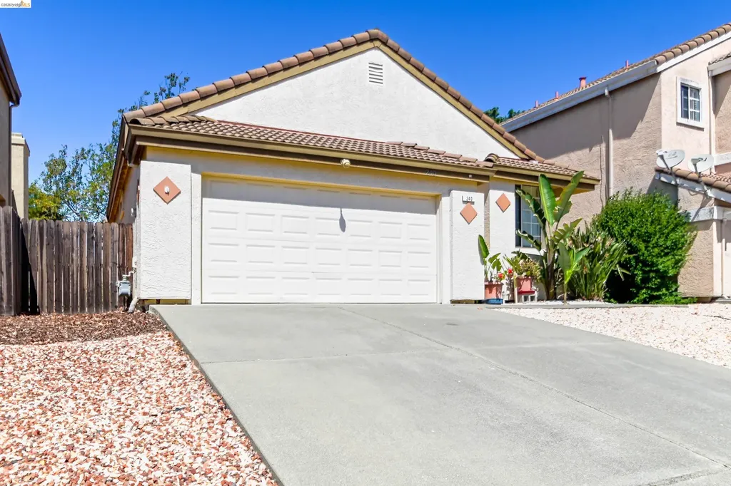240 Seabury Street Suisun City CA 94585