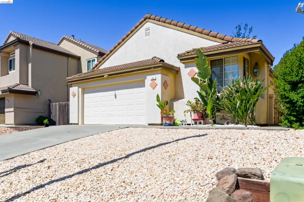 240 Seabury Street Suisun City CA 94585