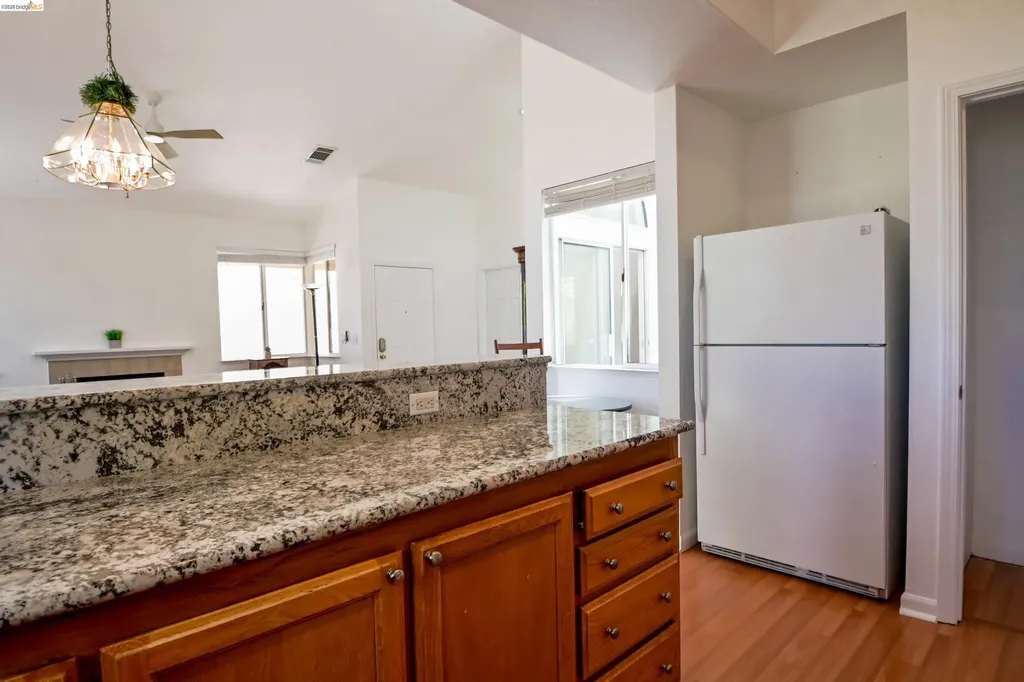 240 Seabury Street Suisun City CA 94585