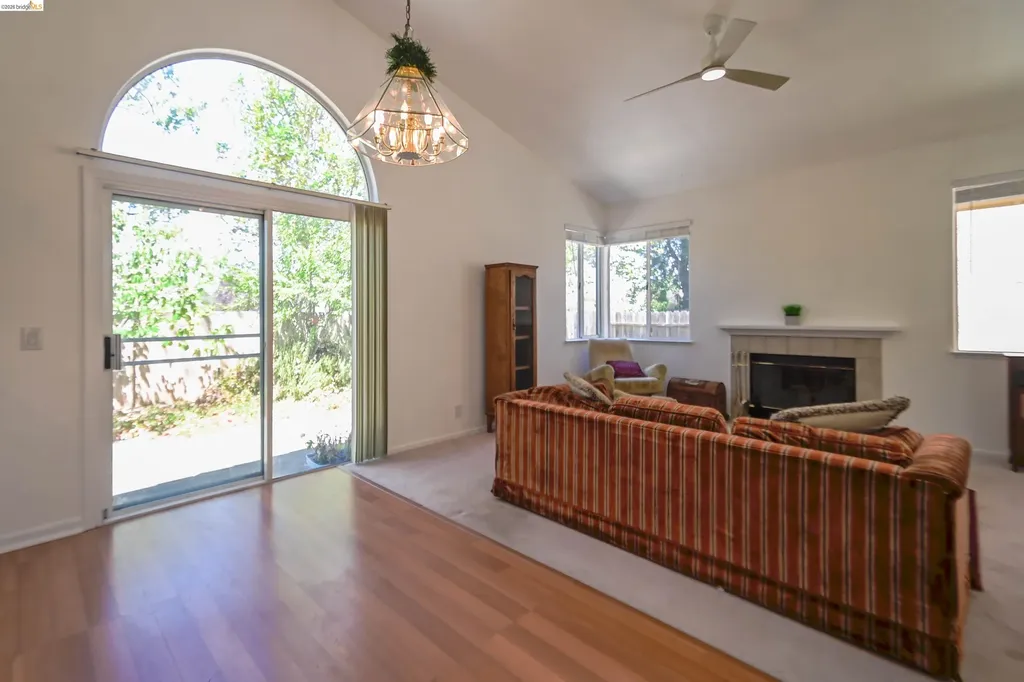 240 Seabury Street Suisun City CA 94585