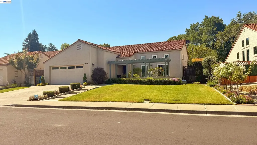 406 Stanford Street Vacaville CA 95687