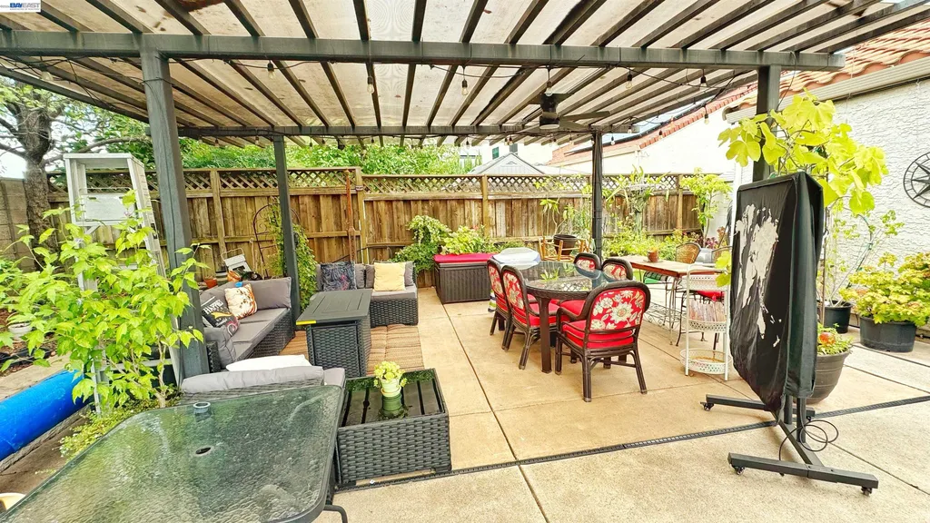 406 Stanford Street Vacaville CA 95687