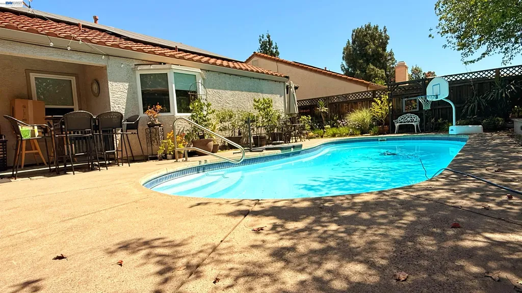 406 Stanford Street Vacaville CA 95687