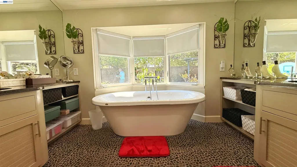 406 Stanford Street Vacaville CA 95687