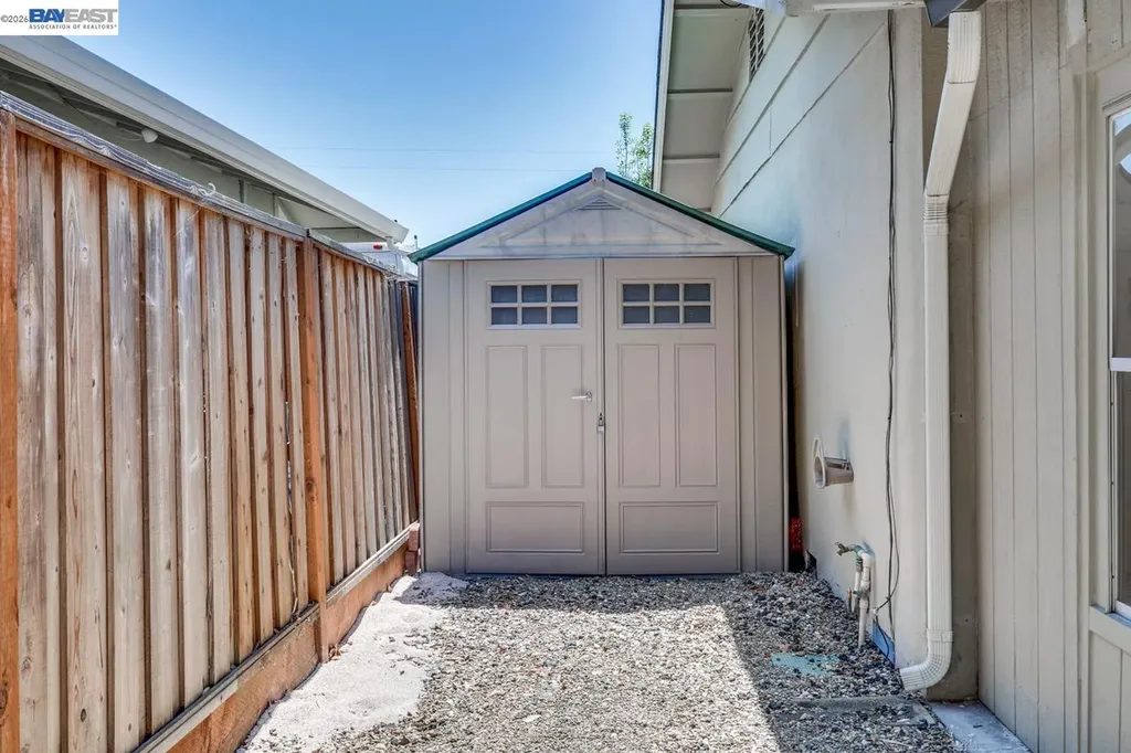 1271 Hollyhock Street Livermore CA 94551