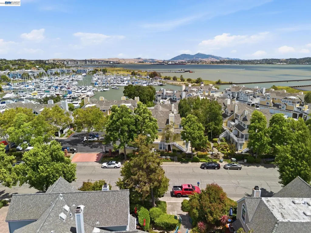 316 2nd Street Benicia CA 94510