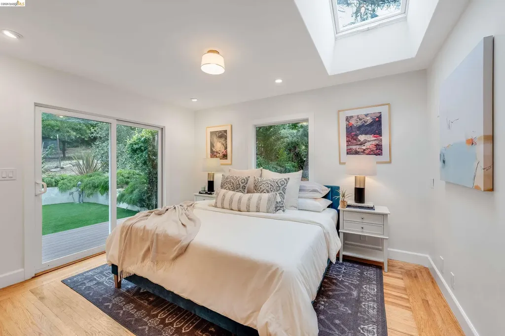 4685 Commonwealth Drive Oakland CA 94605