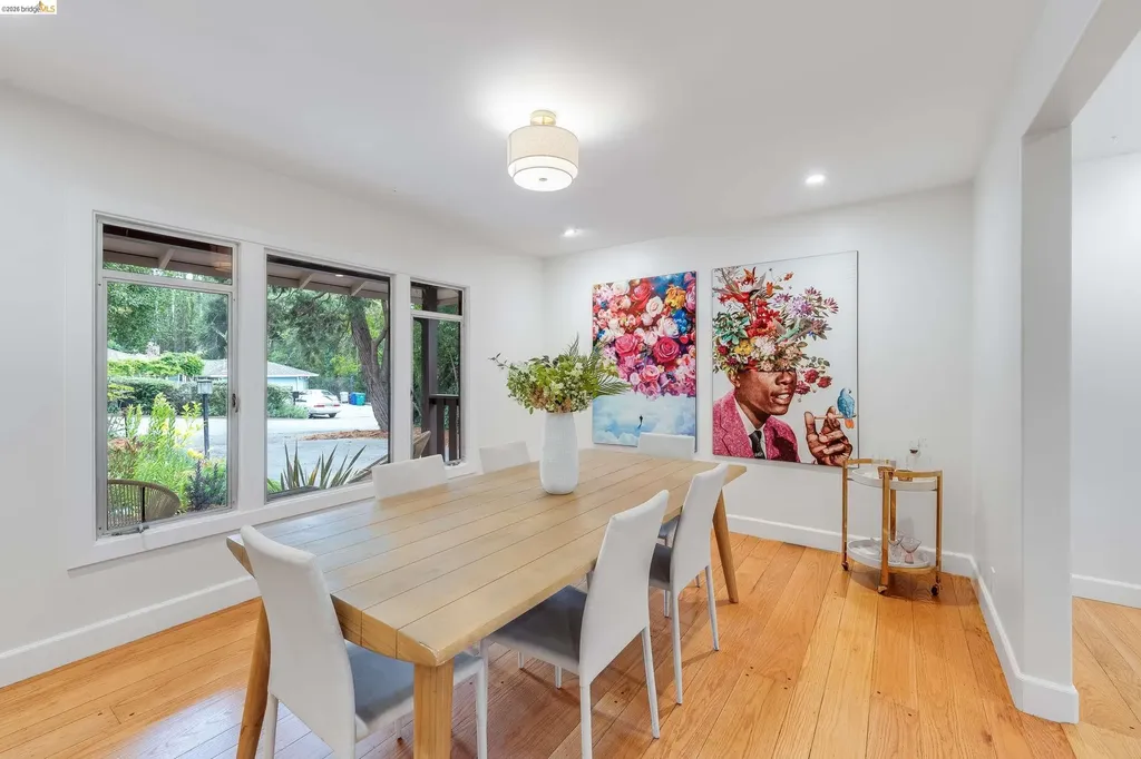 4685 Commonwealth Drive Oakland CA 94605