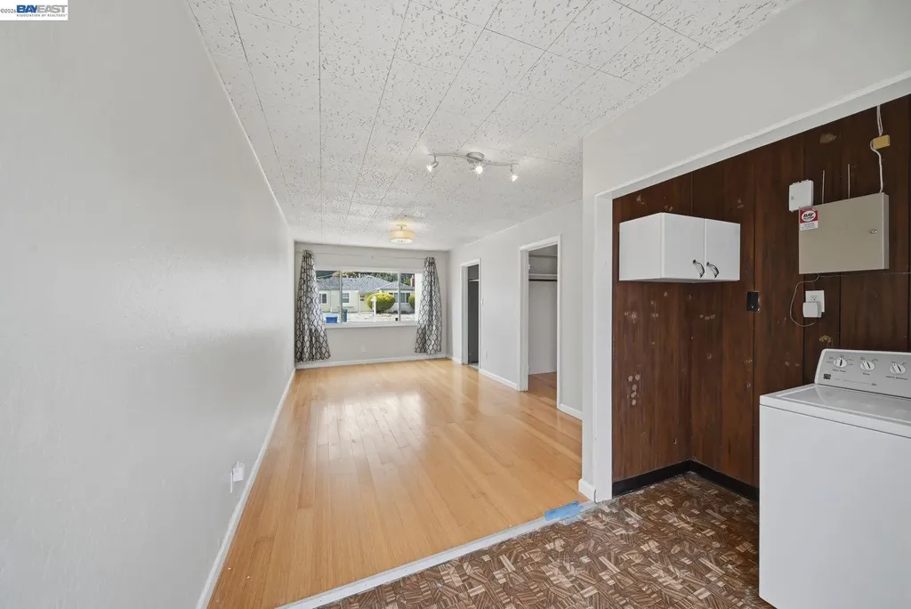 4355 Wesley Way El Sobrante CA 94803