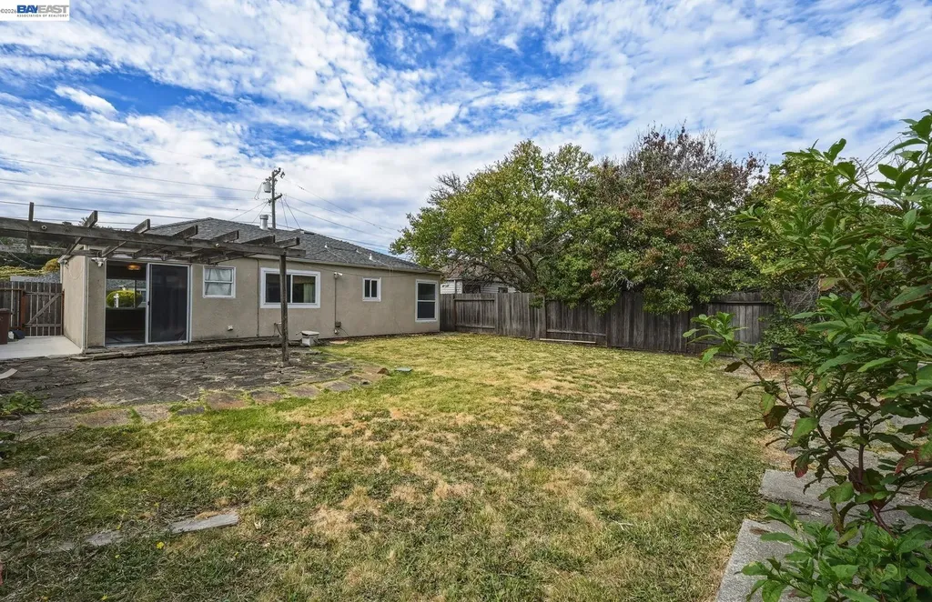 4355 Wesley Way El Sobrante CA 94803