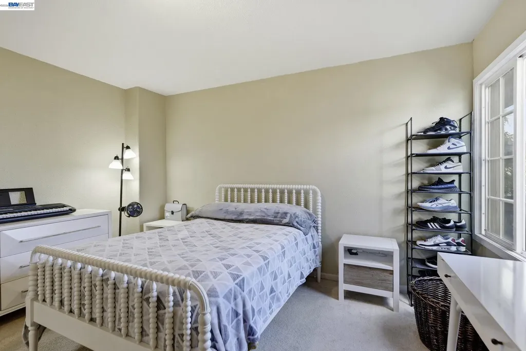 24025 2nd Street Hayward CA 94541