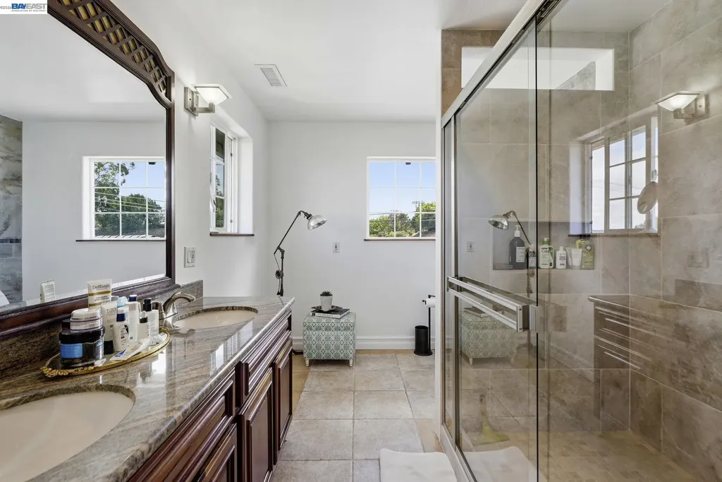 24025 2nd Street Hayward CA 94541