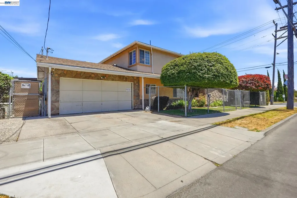 9034 Birch Street Oakland CA 94603