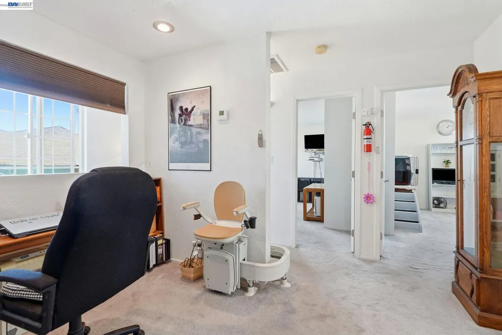 9034 Birch Street Oakland CA 94603