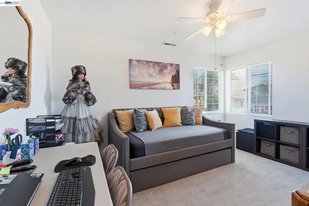 9034 Birch Street Oakland CA 94603