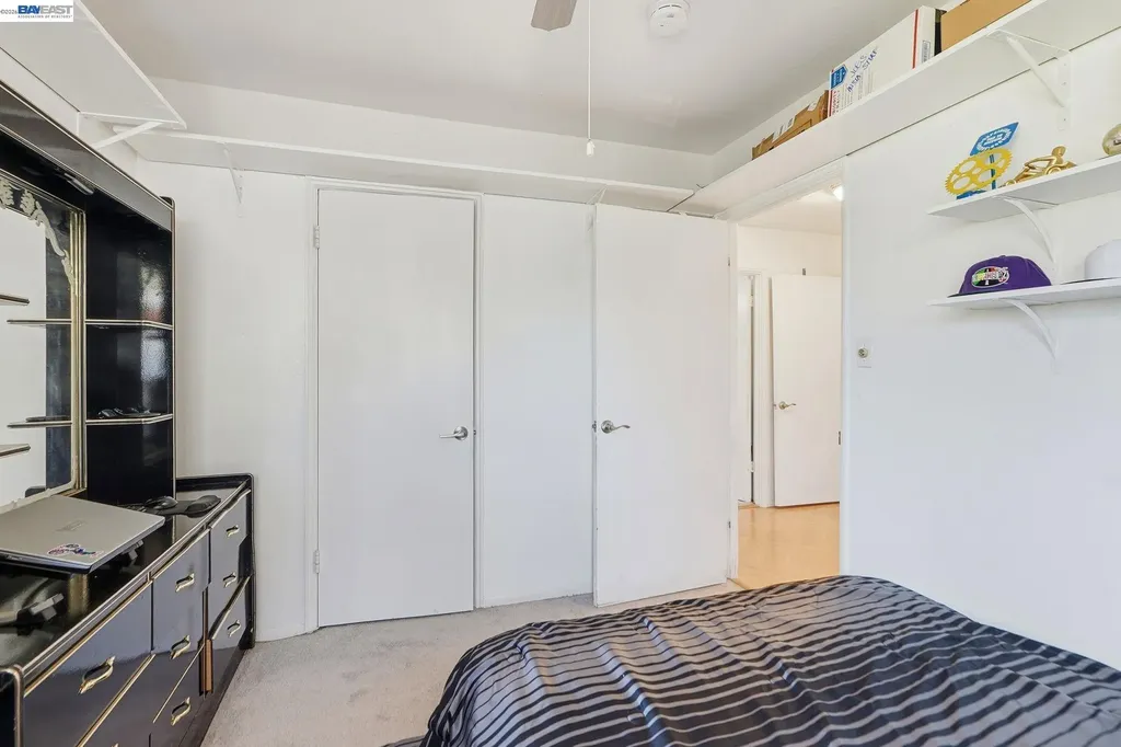 9034 Birch Street Oakland CA 94603