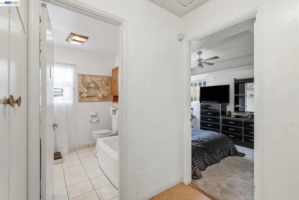 9034 Birch Street Oakland CA 94603