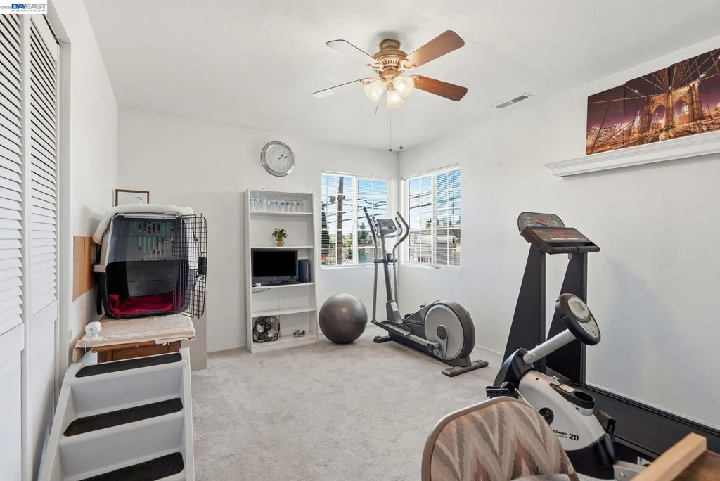 9034 Birch Street Oakland CA 94603