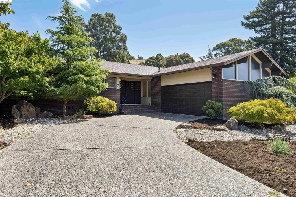 7 Jo-lin Court El Sobrante CA 94803