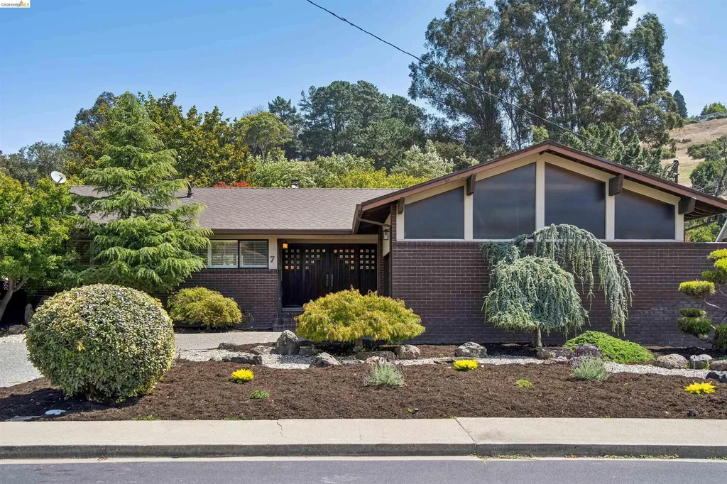 7 Jo-lin Court El Sobrante CA 94803