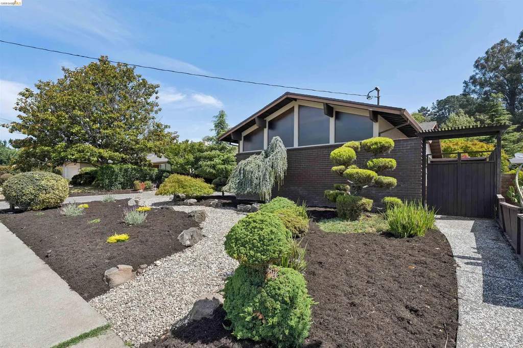 7 Jo-lin Court El Sobrante CA 94803