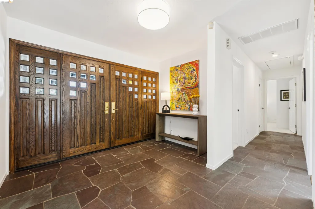 7 Jo-lin Court El Sobrante CA 94803
