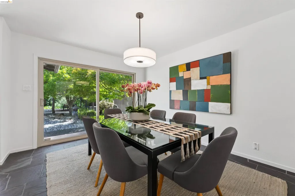 7 Jo-lin Court El Sobrante CA 94803