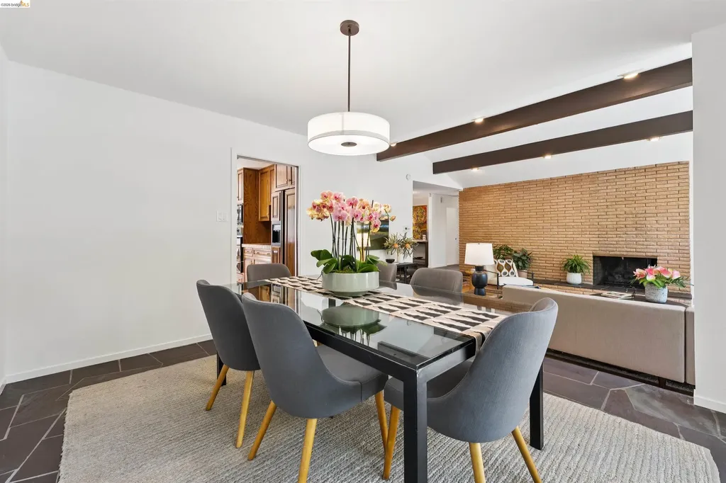 7 Jo-lin Court El Sobrante CA 94803