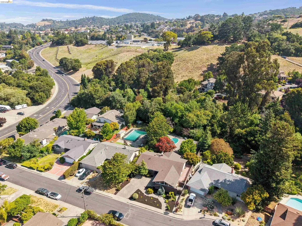 7 Jo-lin Court El Sobrante CA 94803
