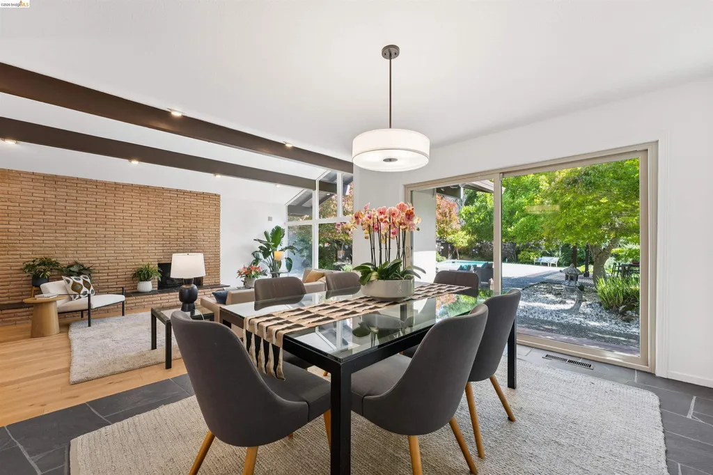 7 Jo-lin Court El Sobrante CA 94803