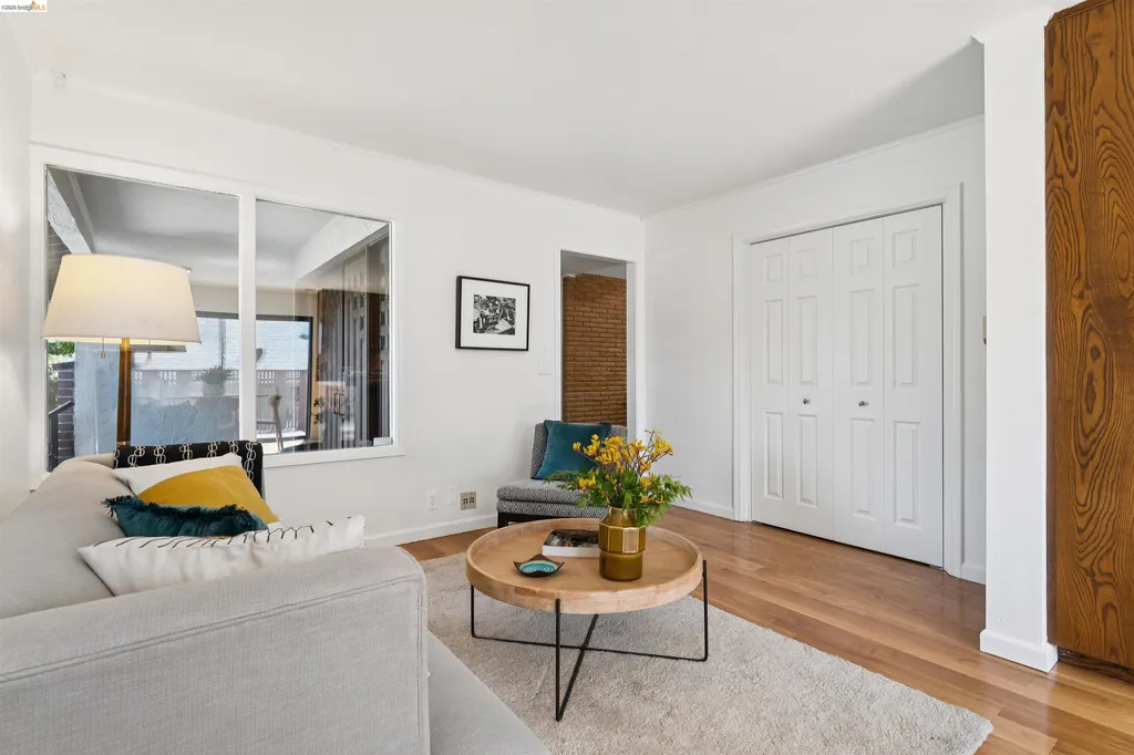 7 Jo-lin Court El Sobrante CA 94803