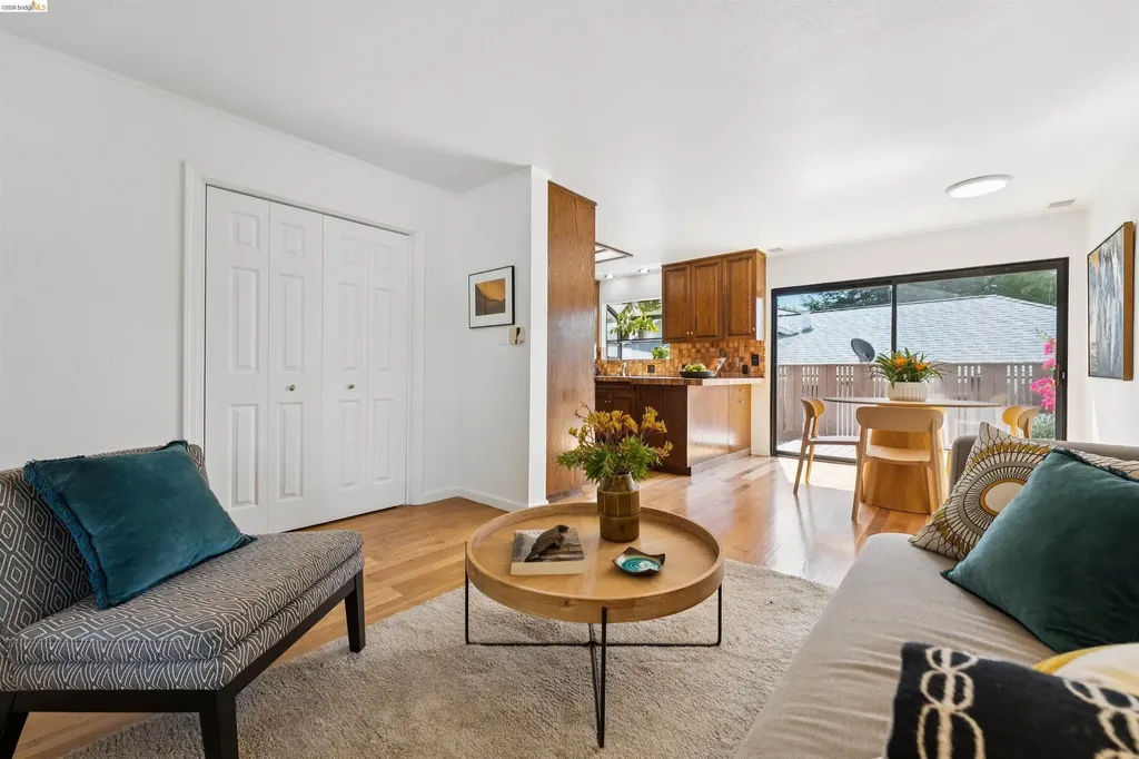 7 Jo-lin Court El Sobrante CA 94803