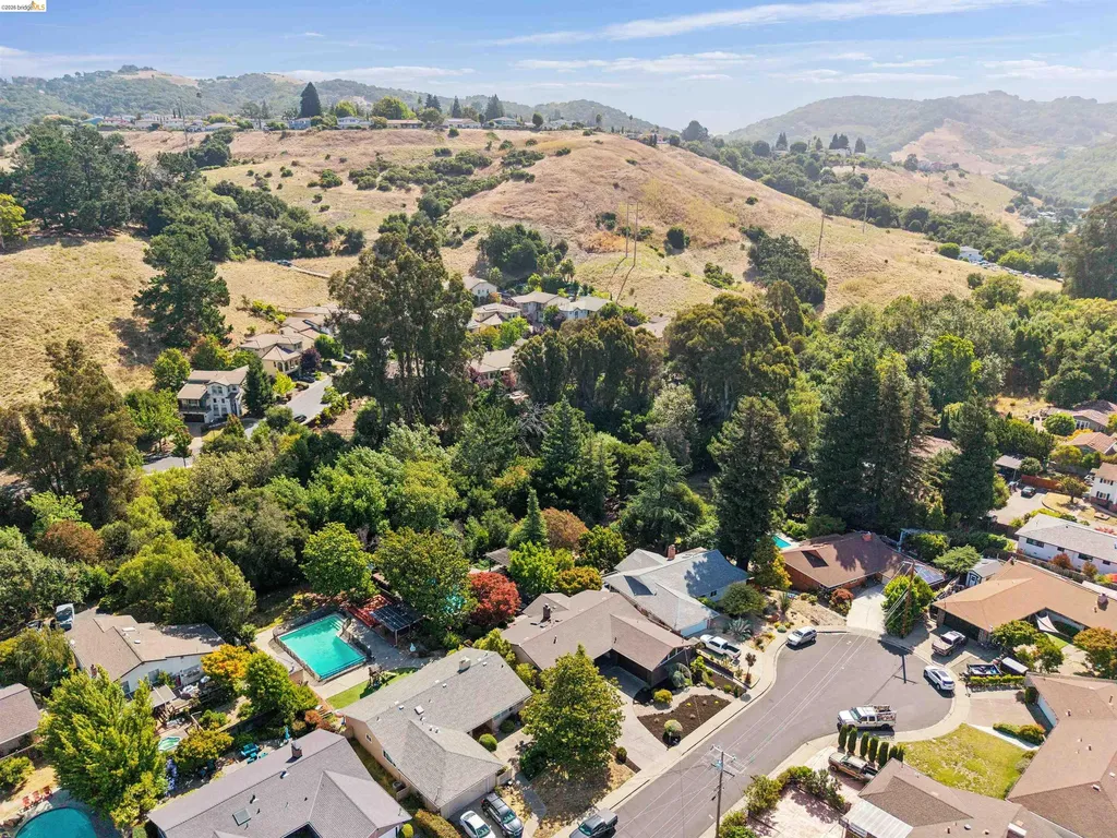 7 Jo-lin Court El Sobrante CA 94803